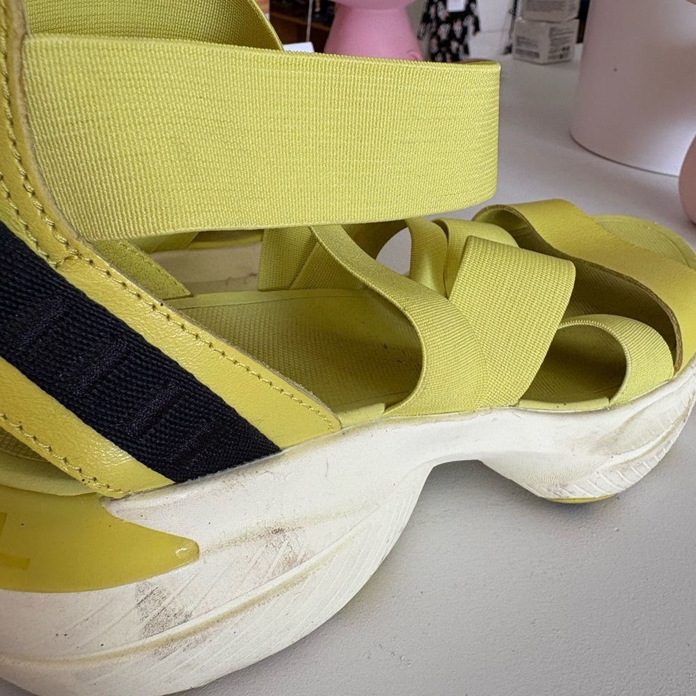 Sorel Neon Green Bandage Strappy Sandal Size 8.5 - Picture 9 of 9